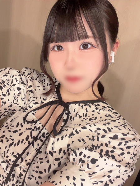真由(まゆちゃん)【経験極少おっとりロリ巨乳】